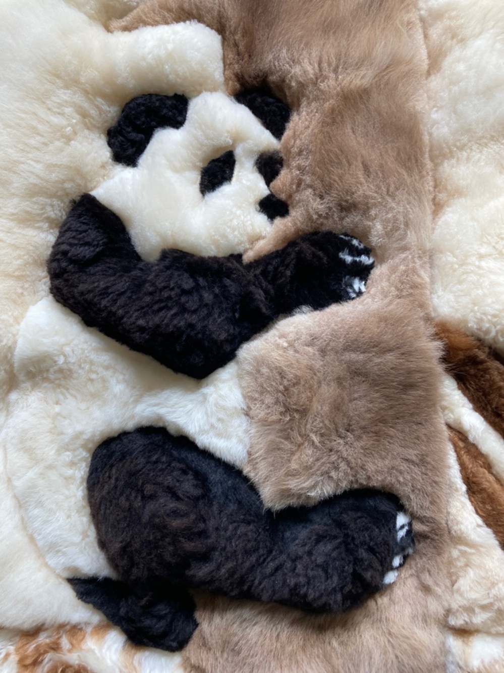 Peruvian handmade alpaca fur rug Wall Hanging Panda Peru Throw Decor Rustic - Picture 6 of 9